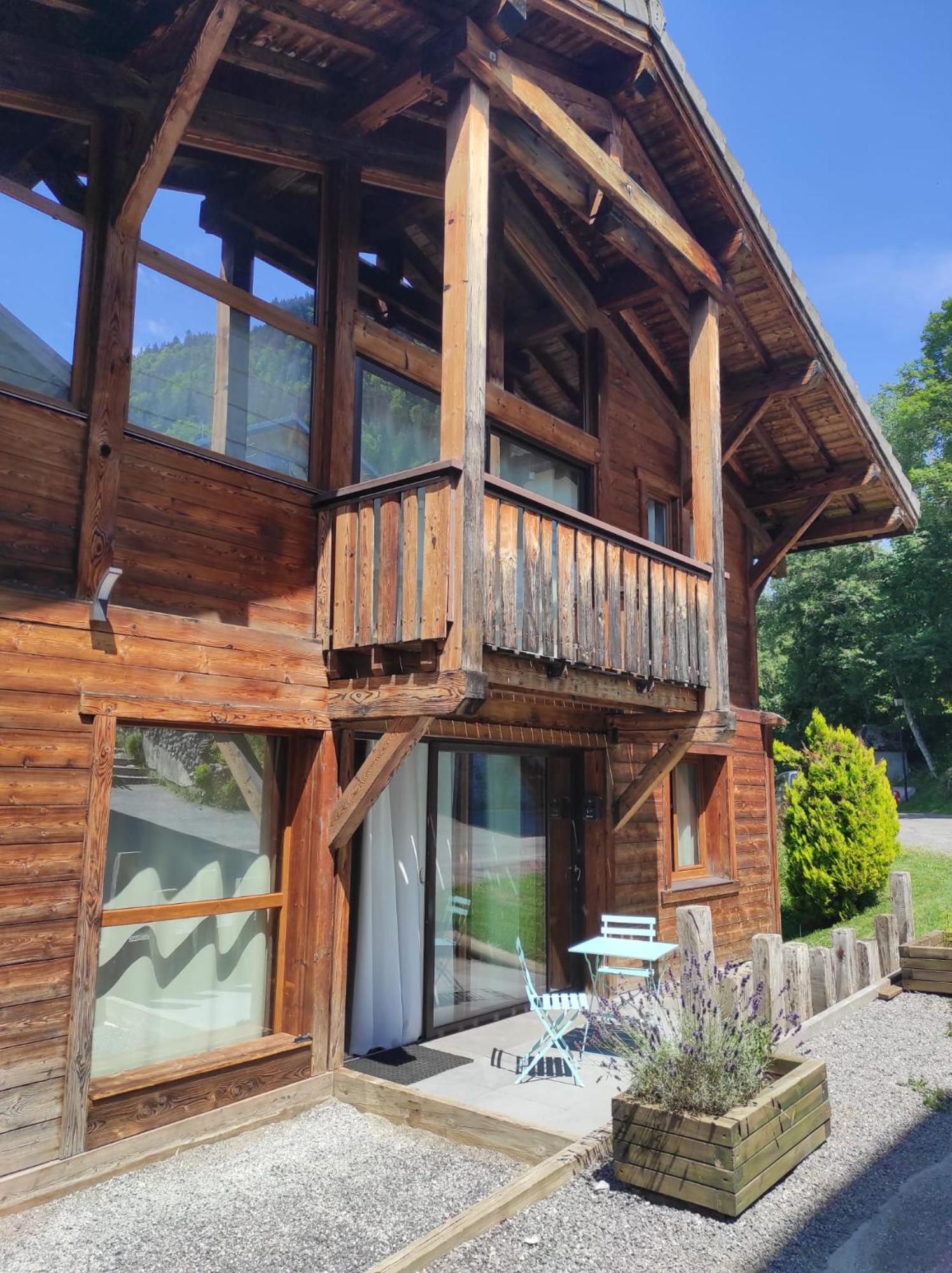 Robin 4 étoiles Calme Et Proximité Avec Extérieur Chalet *